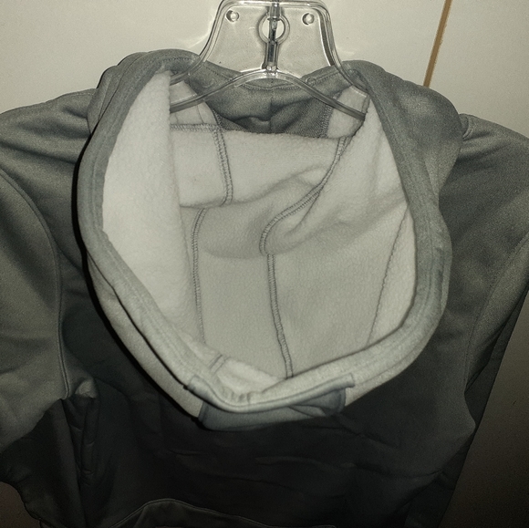 NOS Womens Sz XS Lt Gray Under Armour STORM Hoodie, Winterwear Pullover COLDGEAR - Picture 7 of 7